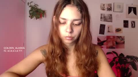 Snapshot of golden_alaska chatting on October 2025 12:19:02 AM Alaska online show from October 2025 12:19:02 AM