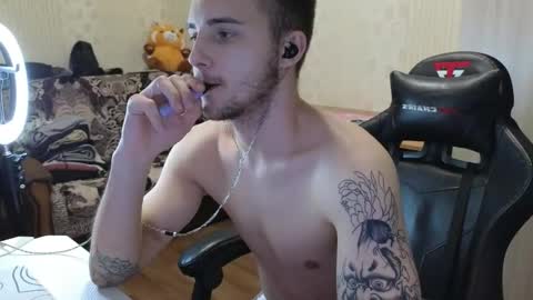 Golden boyyy21 online show from June 2026 09:31:02 PM