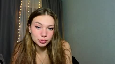 Flora online show from April 2026 07:33:02 PM