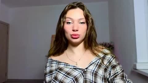 Flora online show from April 2026 06:12:02 PM