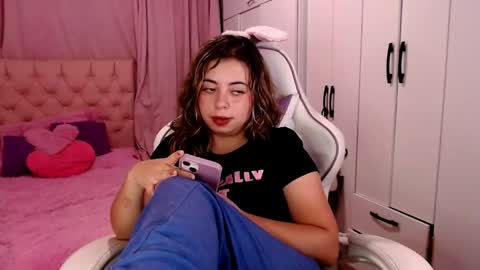 Snapshot of golden_gingerkitty chatting on May 2026 01:01:01 AM golden_gingerkitty online show from May 2026 01:01:01 AM
