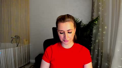 Olivia online show from January 2025 06:53:02 PM