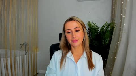 Olivia online show from January 2025 02:07:02 AM