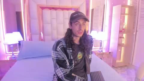 goldentemptation_ online show from July 2026 07:28:02 PM