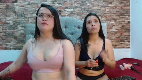 Snapshot of goldentemptationcs chatting on November 2025 03:17:01 AM goldentemptation online show from November 2025 03:17:01 AM