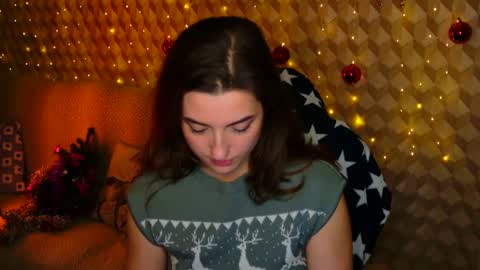 Snapshot of goldiehoshie chatting on December 2024 02:19:02 PM goldiehoshie online show from December 2024 02:19:02 PM