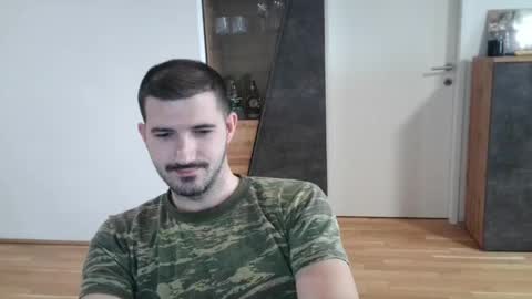 goldnic_10 online show from May 2026 04:52:01 AM