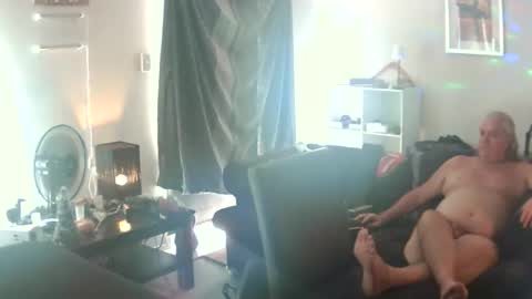 goldyguy011 online show from February 2026 11:52:01 PM