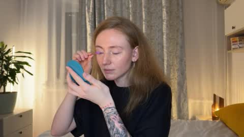 Polly online show from December 2025 01:53:01 PM