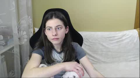 Elizabeth Effie online show from February 2026 05:42:01 PM