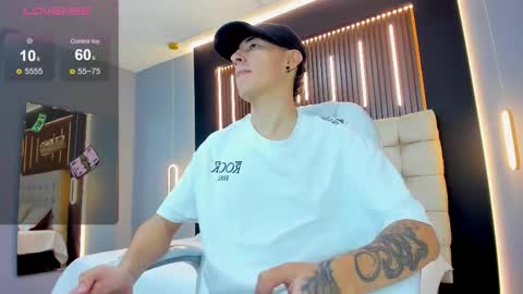 Snapshot of good_sheep chatting on February 2026 03:43:01 AM good_sheep online show from February 2026 03:43:01 AM