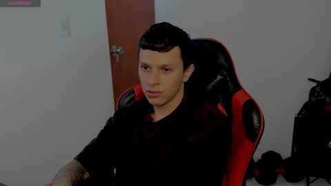 goodboy69i online show from November 2025 01:00:02 PM