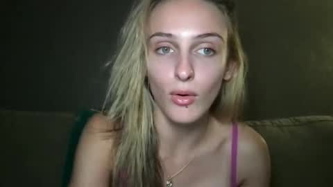 goodgirlliv online show from October 2025 01:47:02 AM