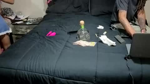 GoodieTimes1 Mrs. Bonnie  Mr. Clyde online show from April 2026 09:46:02 AM