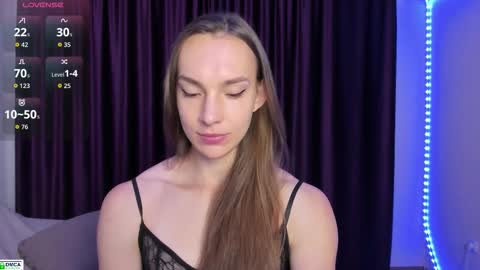 Snapshot of goodnight_kitty chatting on October 2025 10:07:02 PM goodnight_kitty online show from October 2025 10:07:02 PM