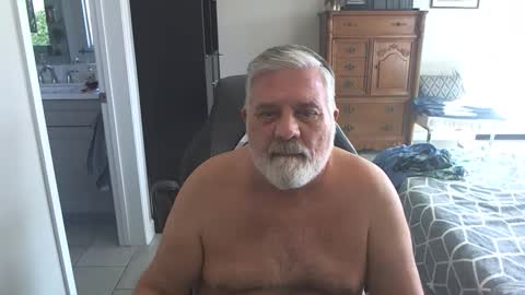 Michael online show from December 2024 07:18:02 PM