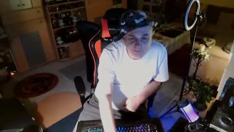 google5001 online show from November 2025 06:52:01 AM