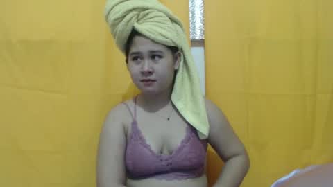 gorgeousasianmyra online show from March 2025 09:22:01 PM