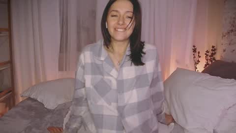 Snapshot of gorgeousg1rl chatting on January 2025 02:38:02 AM I am Anna ig gorgeousg1rrrl online show from January 2025 02:38:02 AM