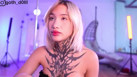 sophie  Special celebration a the beach 300k followers 3011 and 0112   online show from January 2025 07:49:02 PM