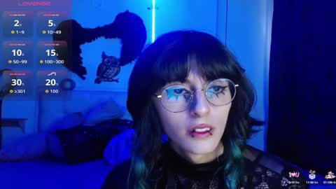 goth_minerva online show from September 2025 01:58:02 PM