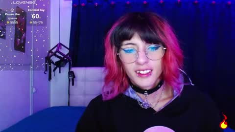 goth_minerva online show from November 2025 01:34:02 PM