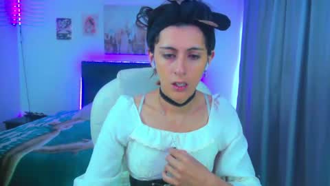 Snapshot of goth_minerva chatting on June 2026 01:37:01 PM goth_minerva online show from June 2026 01:37:01 PM