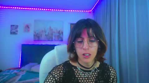 Snapshot of goth_minerva chatting on July 2026 02:09:02 PM goth_minerva online show from July 2026 02:09:02 PM