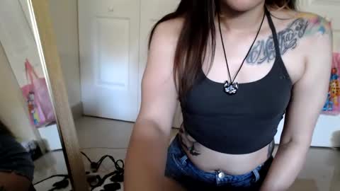 gothbaby305 online show from February 2025 08:49:01 PM