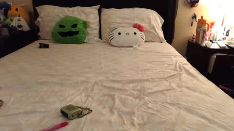 gothbaby305 online show from October 2025 02:57:02 AM