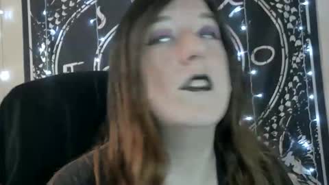 Snapshot of gothic_baddie chatting on January 2026 05:51:02 PM Vampira Nymph online show from January 2026 05:51:02 PM