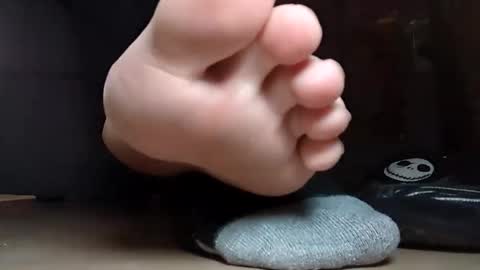 Snapshot of gothicfeetfantasies chatting on December 2025 07:22:01 PM Mistress Mommy Godess online show from December 2025 07:22:01 PM