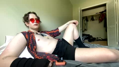 Snapshot of gothydoll chatting on May 2026 07:15:01 PM Doll online show from May 2026 07:15:01 PM