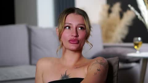 Snapshot of gotlibgotlib chatting on October 2025 03:14:02 PM Kelly online show from October 2025 03:14:02 PM