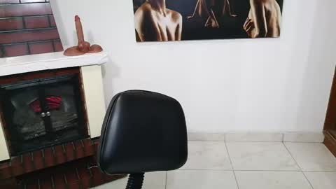 Snapshot of grace_mature_milf chatting on May 2026 11:06:01 AM grace_mature_milf online show from May 2026 11:06:01 AM