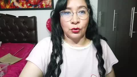 Snapshot of grace_mature_milf chatting on May 2026 12:38:01 AM grace_mature_milf online show from May 2026 12:38:01 AM