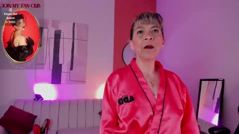 Snapshot of graceelizabeth_ chatting on May 2026 08:05:02 PM Zuly online show from May 2026 08:05:02 PM