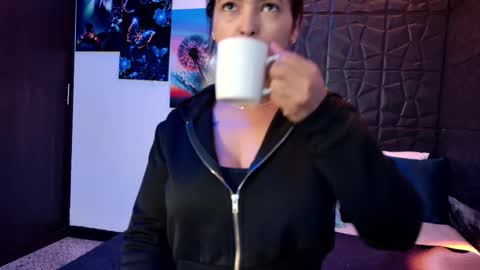 Gracey Milf online show from November 2025 11:21:01 AM