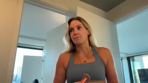 Snapshot of graciemae_baexx chatting on October 2025 10:29:01 PM Gracie Mae online show from October 2025 10:29:01 PM