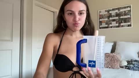 Snapshot of graciesmith27 chatting on May 2026 09:12:02 PM Gracie Smith online show from May 2026 09:12:02 PM