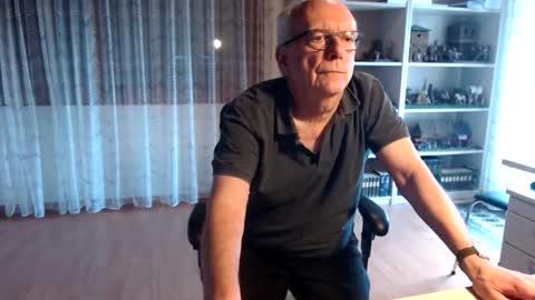 Snapshot of grandpach chatting on April 2026 11:41:01 AM grandpach online show from April 2026 11:41:01 AM
