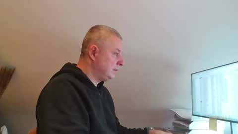 grau197077 online show from February 2026 09:39:02 AM