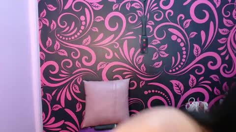 Isabella online show from March 2026 11:26:02 AM