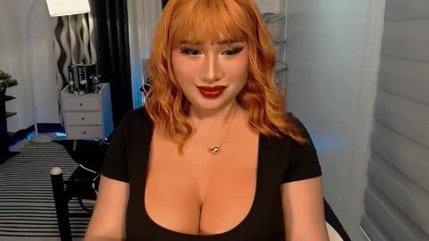 PAULATHEONE online show from October 2025 08:33:02 AM