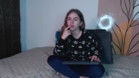 Snapshot of grecia_rouse chatting on December 2024 10:47:02 PM  GRECIA  online show from December 2024 10:47:02 PM