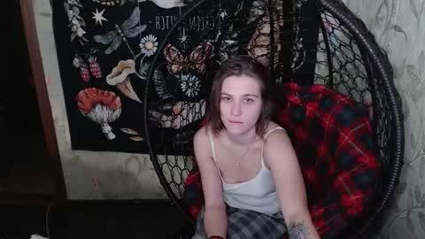 Lina online show from February 2026 12:10:02 PM