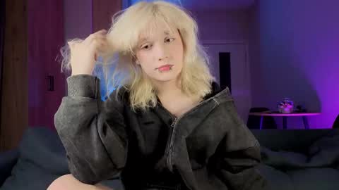 Greg-independent model online show from September 2025 09:26:02 PM