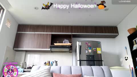 Snapshot of greta_miss chatting on October 2025 03:14:02 PM Emmy online show from October 2025 03:14:02 PM