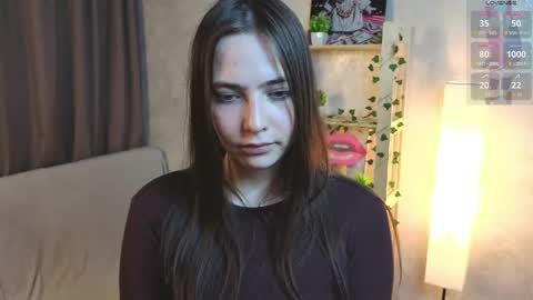 Snapshot of gretalinelle chatting on May 2026 07:32:01 PM Cutie Ellie online show from May 2026 07:32:01 PM