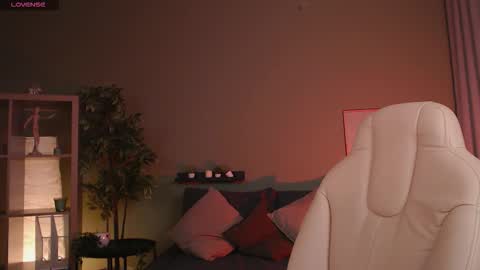 gretchen_mol online show from September 2025 12:38:02 PM